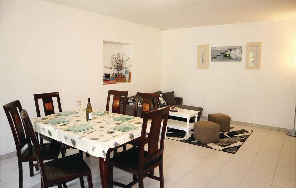 Photo of Kitchen in Sablet