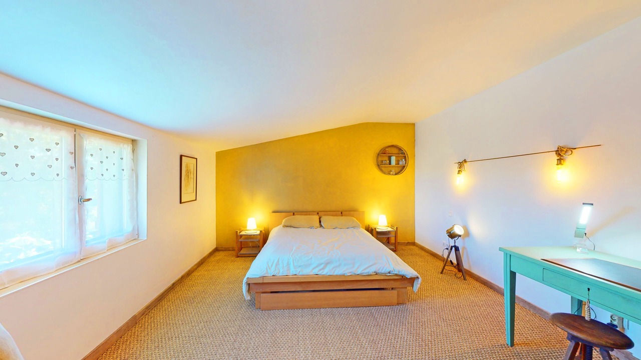 Photo of Bedroom in Voiteur