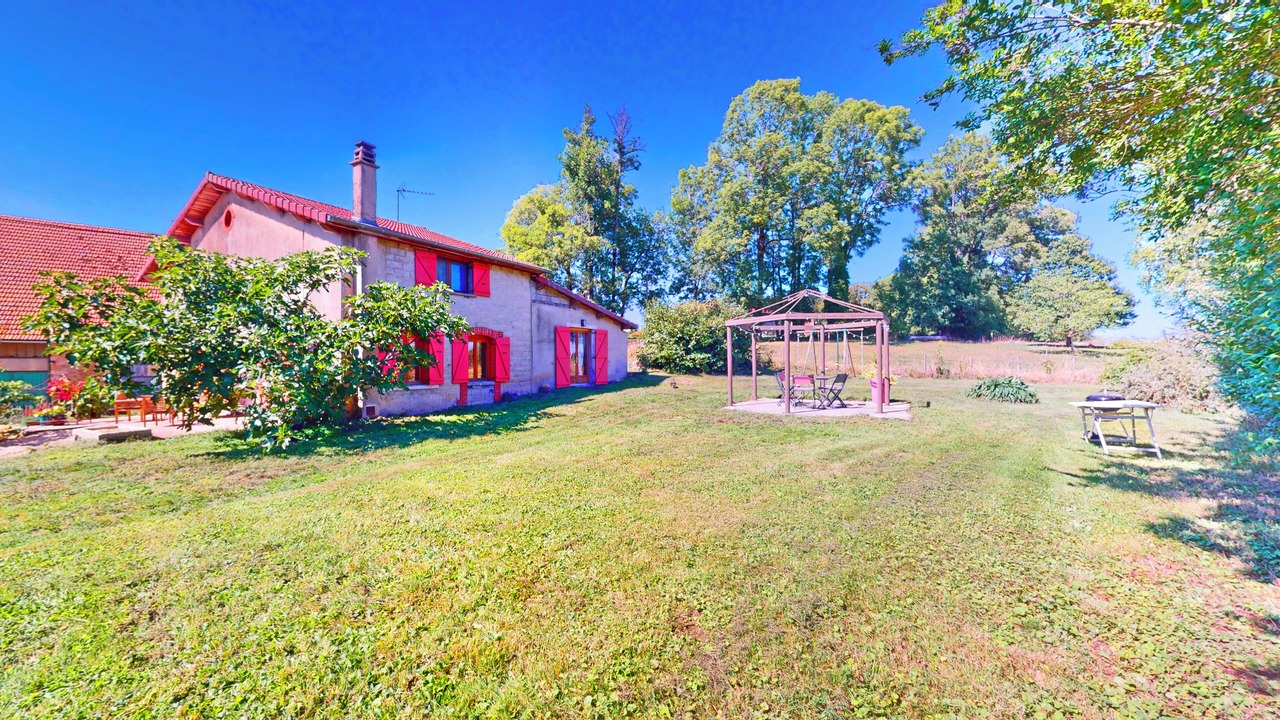 Photo of Outdoor in Voiteur
