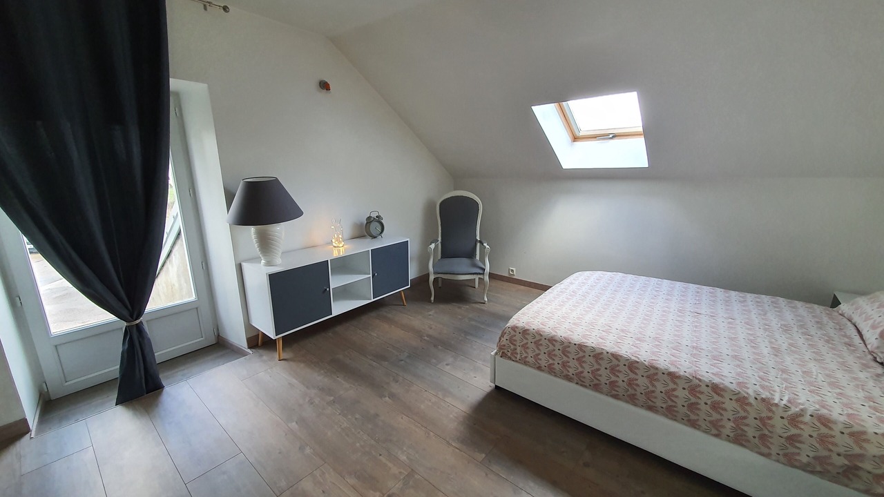 Photo of Bedroom in Crux-la-Ville
