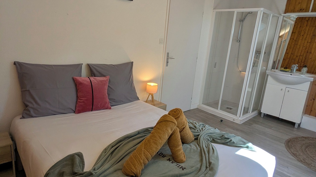 Photo of Bedroom in Montperreux