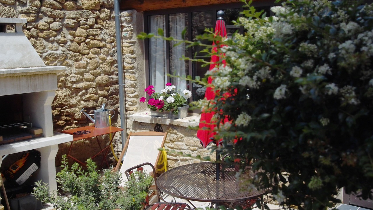 Photo of Outdoor in Suze-la-Rousse