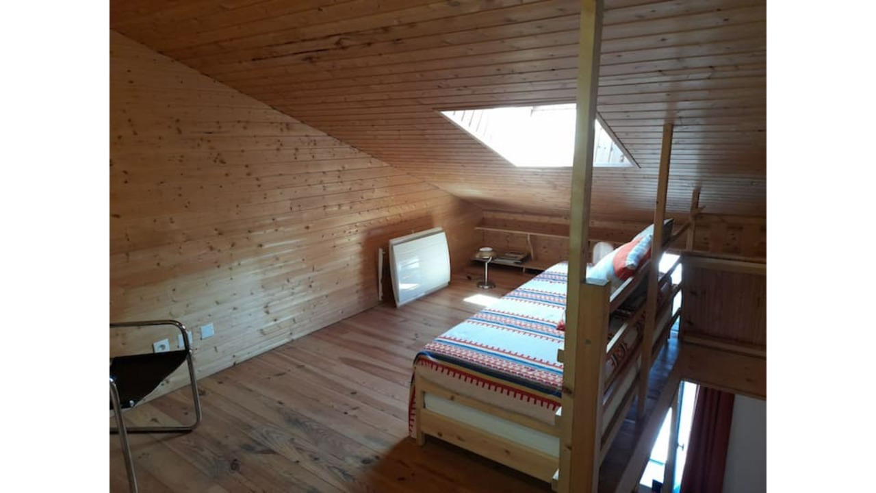 Photo of Bedroom in Monthureux-sur-Saone