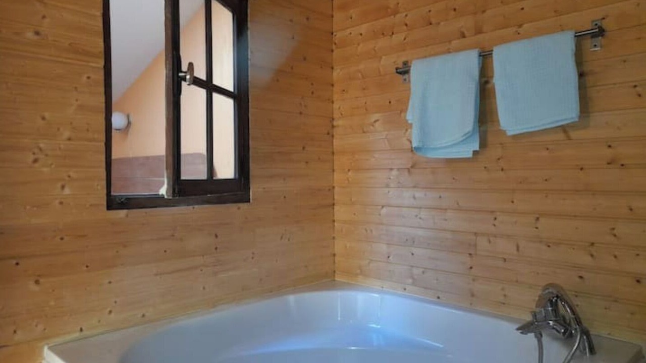 Photo of Bathroom in Monthureux-sur-Saone