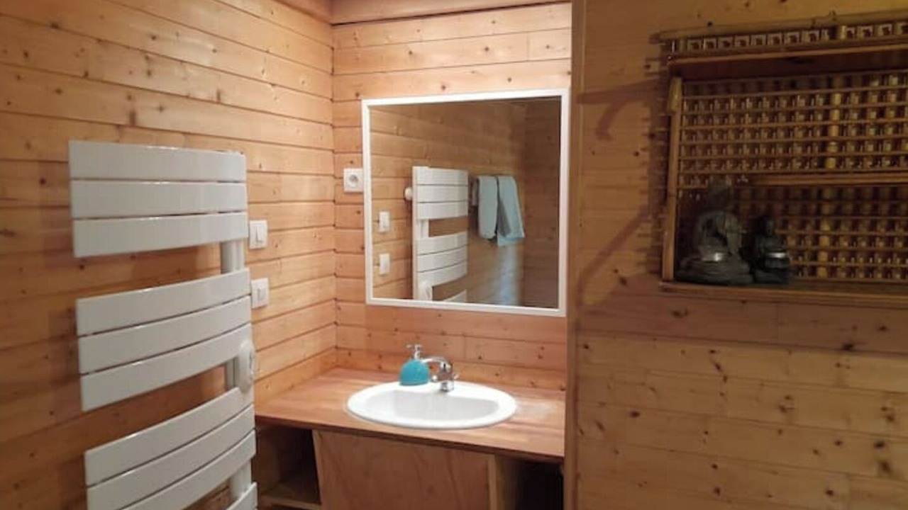 Photo of Bathroom in Monthureux-sur-Saone