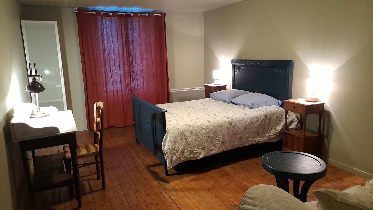 Photo of Bedroom in Monthureux-sur-Saone