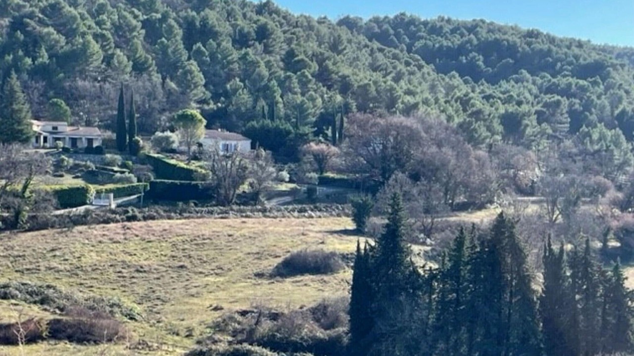 Photo of Bedroom in La Roque-sur-Pernes