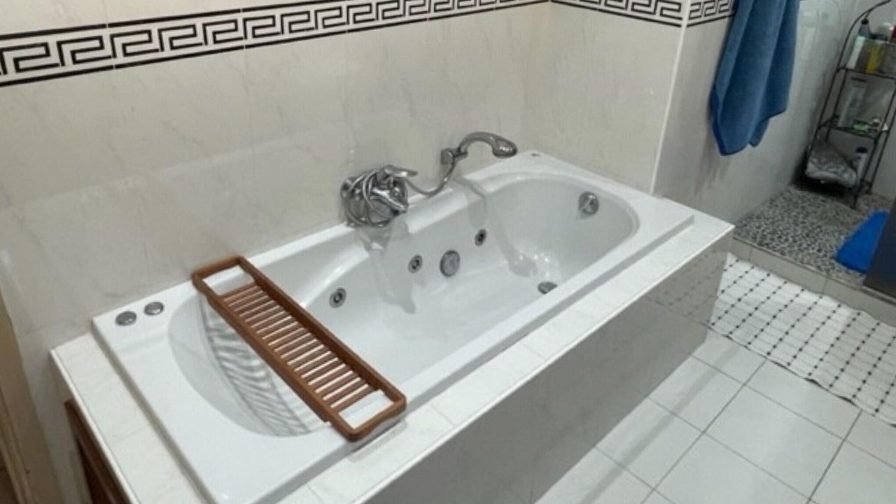 Photo of Bathroom in La Roque-sur-Pernes
