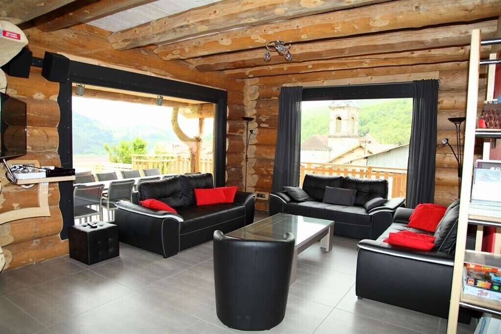 Photo of Livingroom in Rencurel