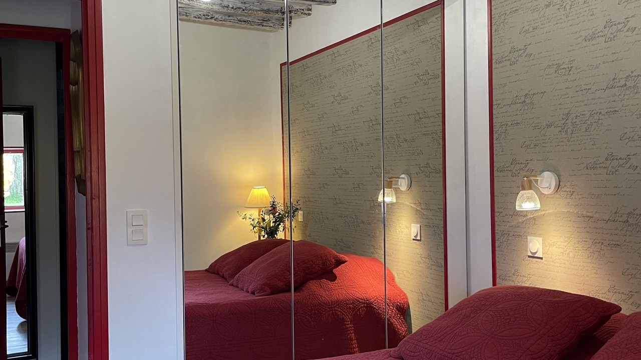 Photo of Bedroom in Druyes-les-Belles-Fontaines