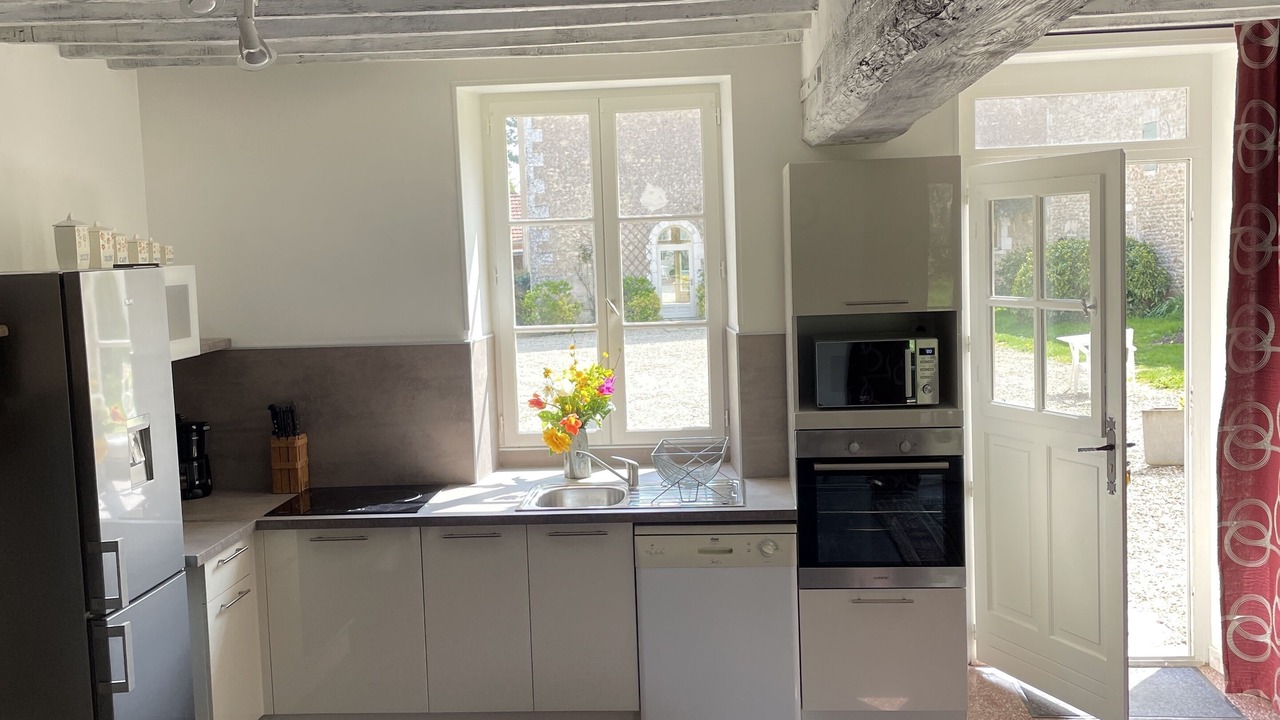 Photo of Livingroom in Druyes-les-Belles-Fontaines