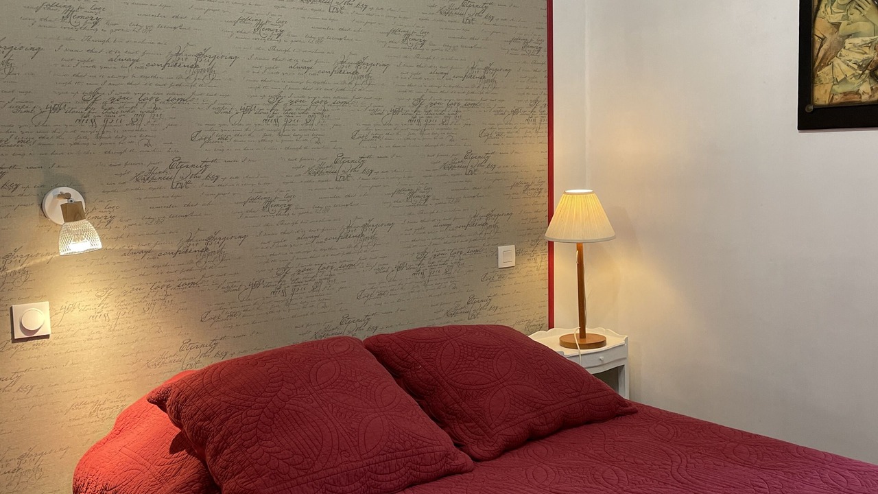Photo of Bedroom in Druyes-les-Belles-Fontaines
