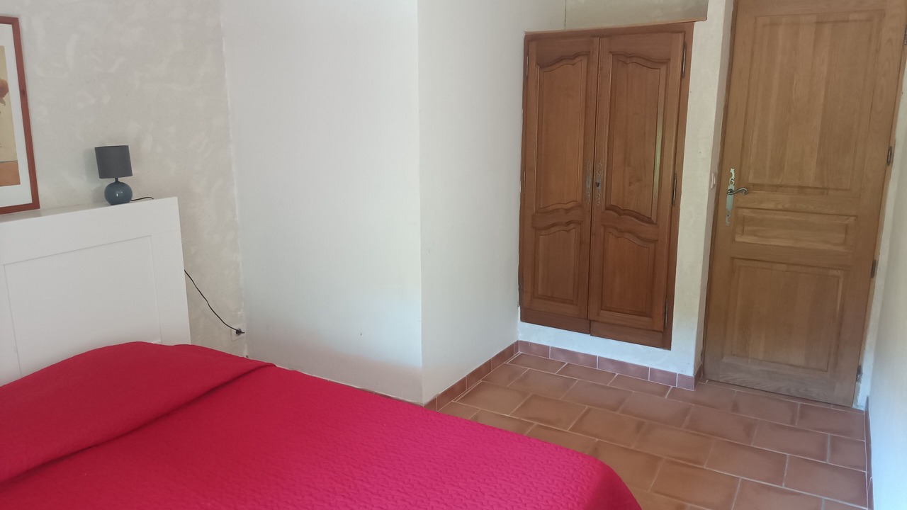 Photo of Bedroom in Crestet
