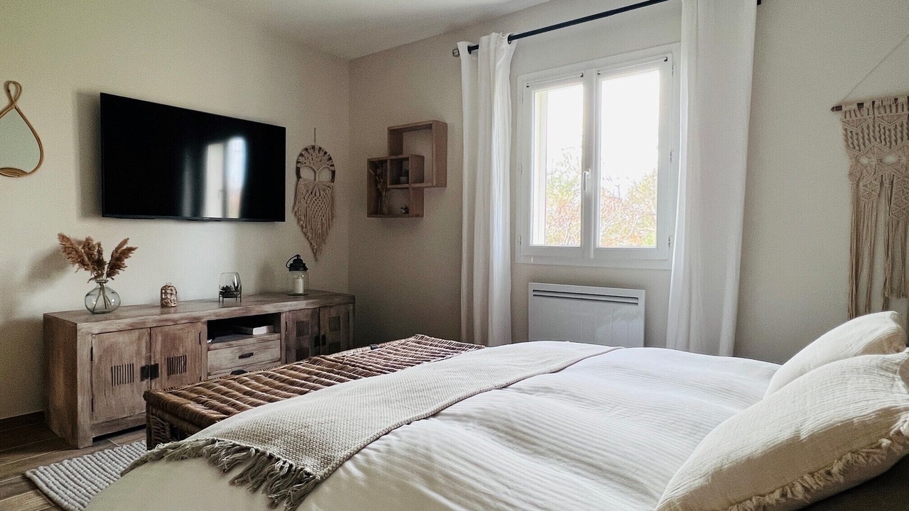 Photo of Bedroom in Malemort-du-Comtat