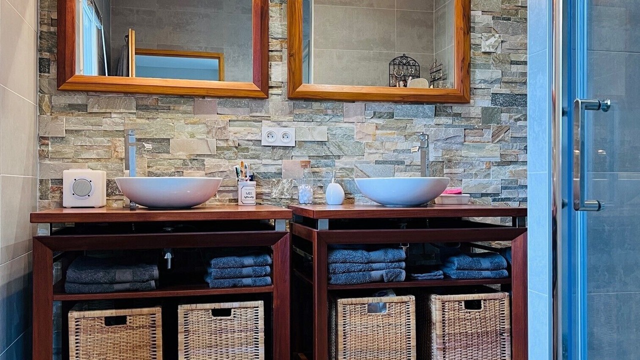 Photo of Bathroom in Malemort-du-Comtat