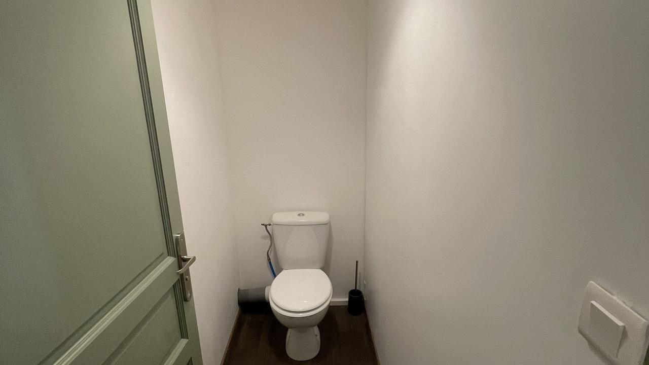 Photo of Bathroom in La Roche-Vineuse