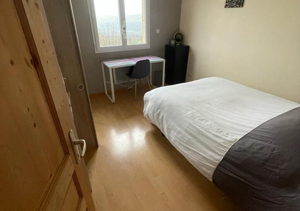 Photo of Bedroom in La Roche-Vineuse