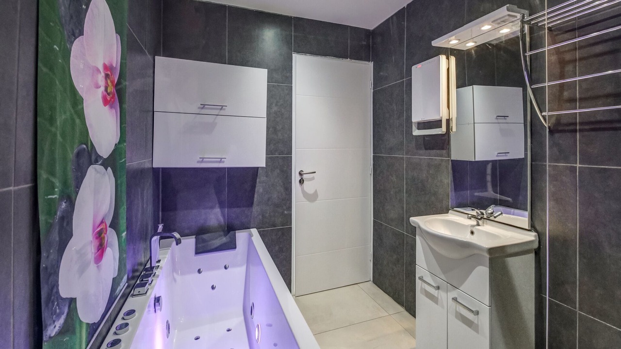 Photo of Bathroom in Mazire