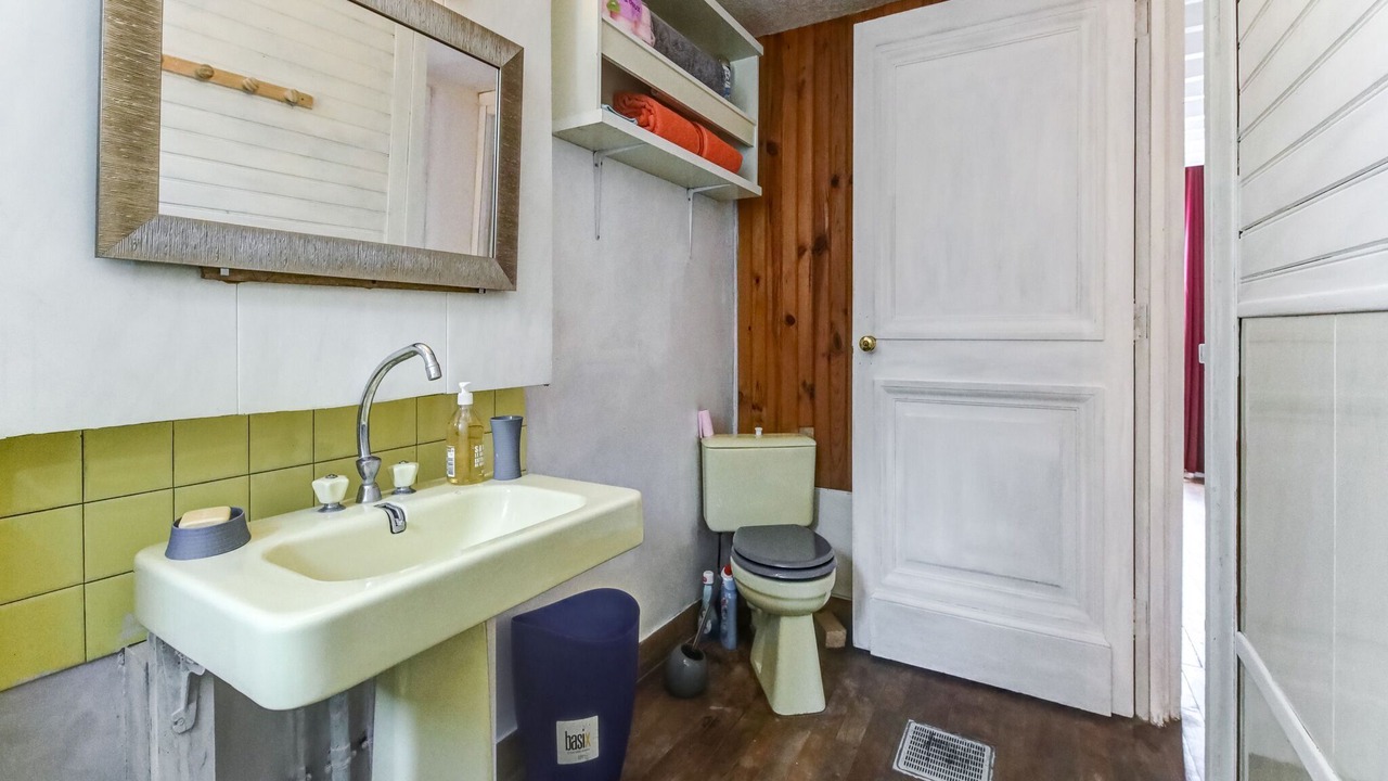 Photo of Bathroom in Brinon-sur-Beuvron