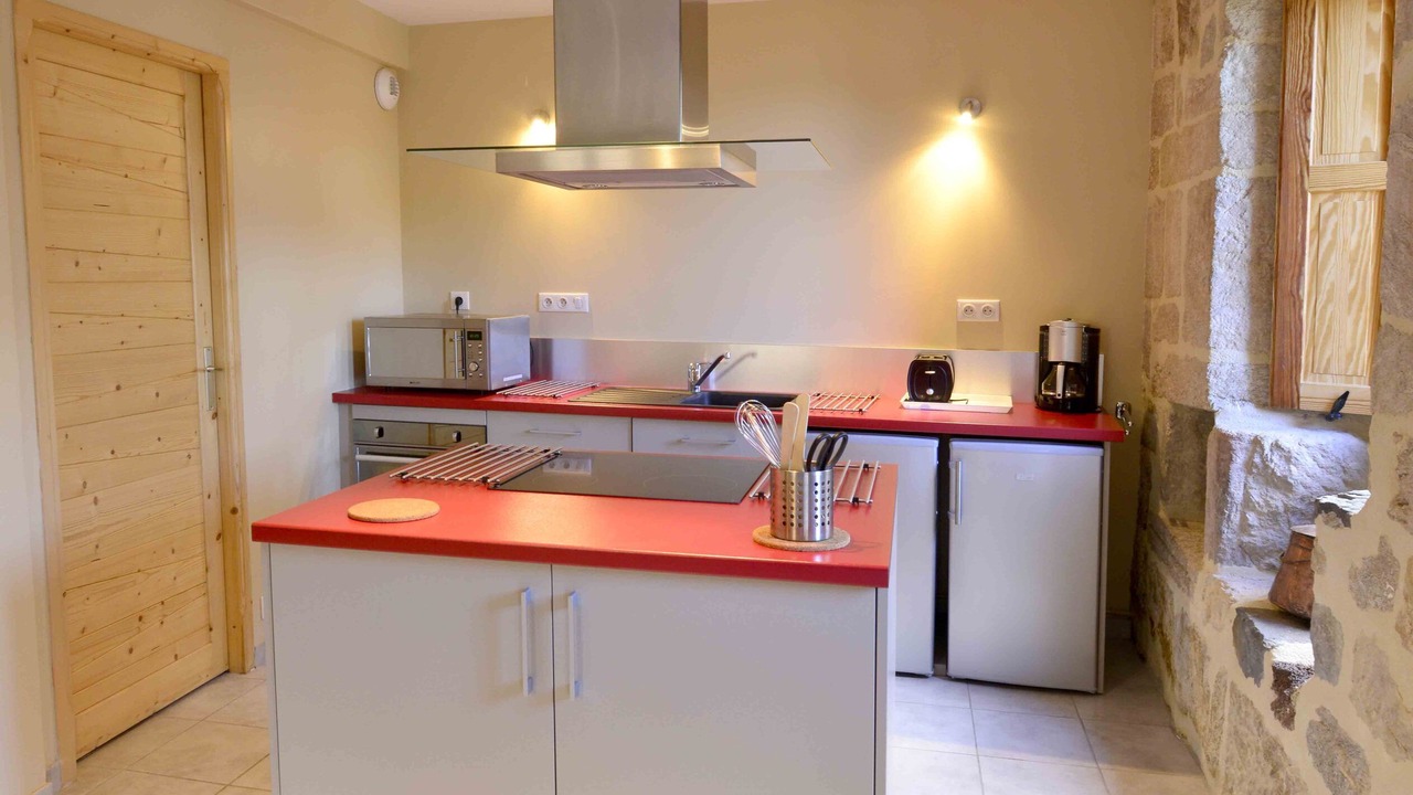 Photo of Kitchen in Saint-Etienne-du-Vigan