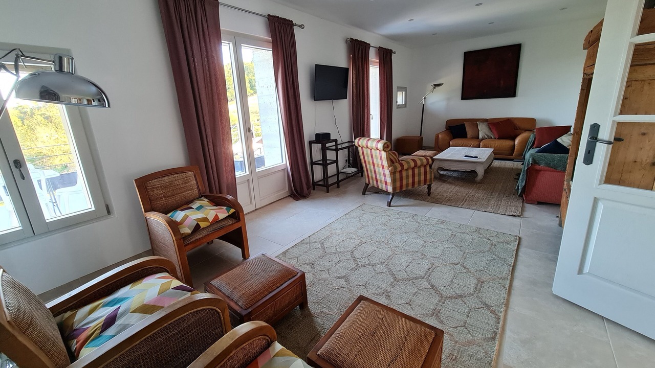 Photo of Livingroom in Pouques-Lormes