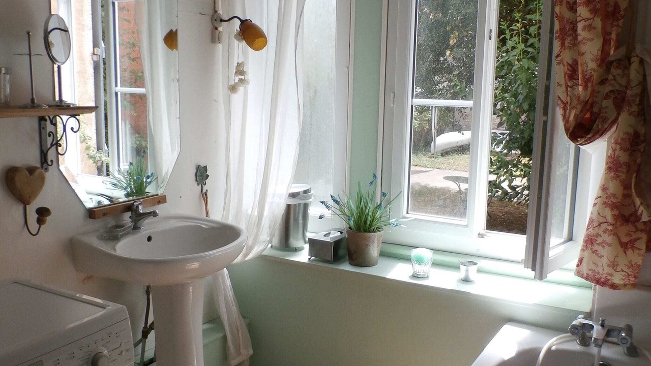 Photo of Bathroom in Gray
