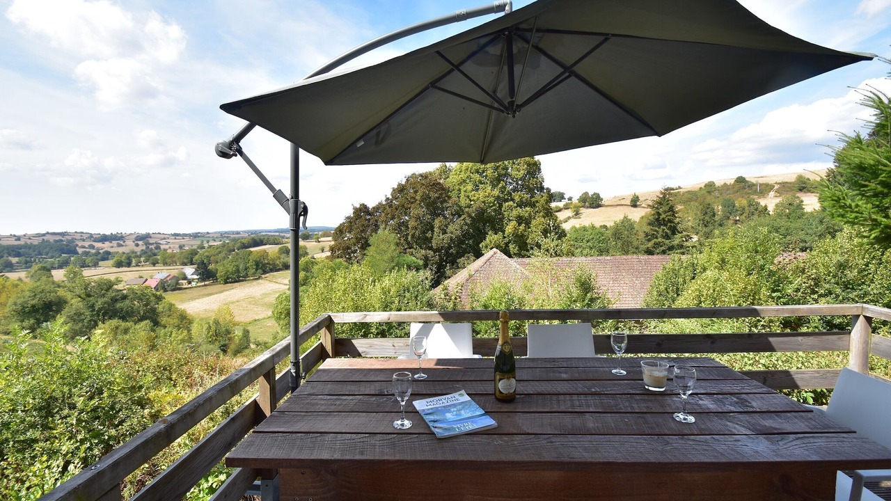 Photo of Patio Balcony in Cuzy