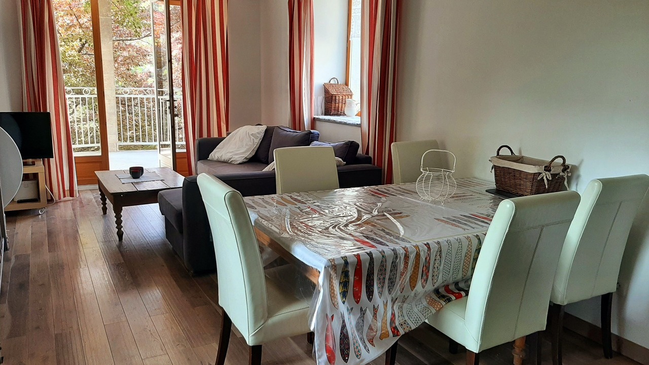 Photo of Livingroom in Ornans