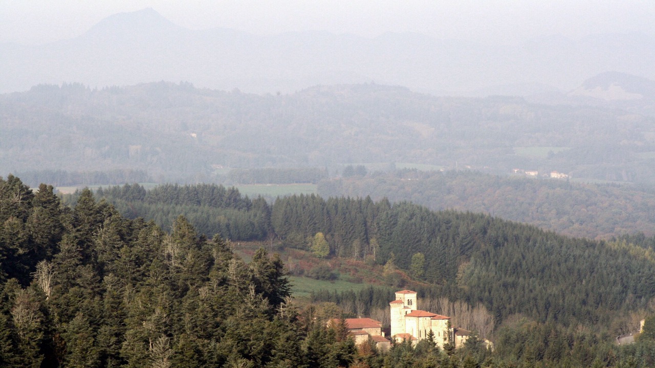 Photo of Outdoor in Auzelles