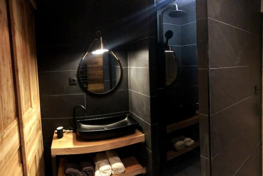 Photo of Bathroom in Saint-Jacques-des-Blats