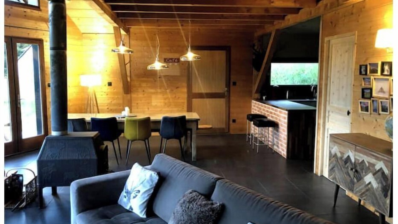 Photo of Livingroom in Saint-Jacques-des-Blats