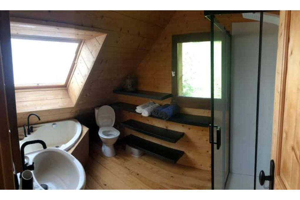 Photo of Bathroom in Saint-Jacques-des-Blats