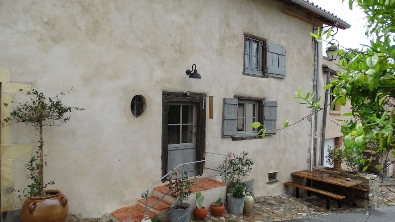 Photo of Outdoor in Saint-Jean-Saint-Maurice-sur-Loire