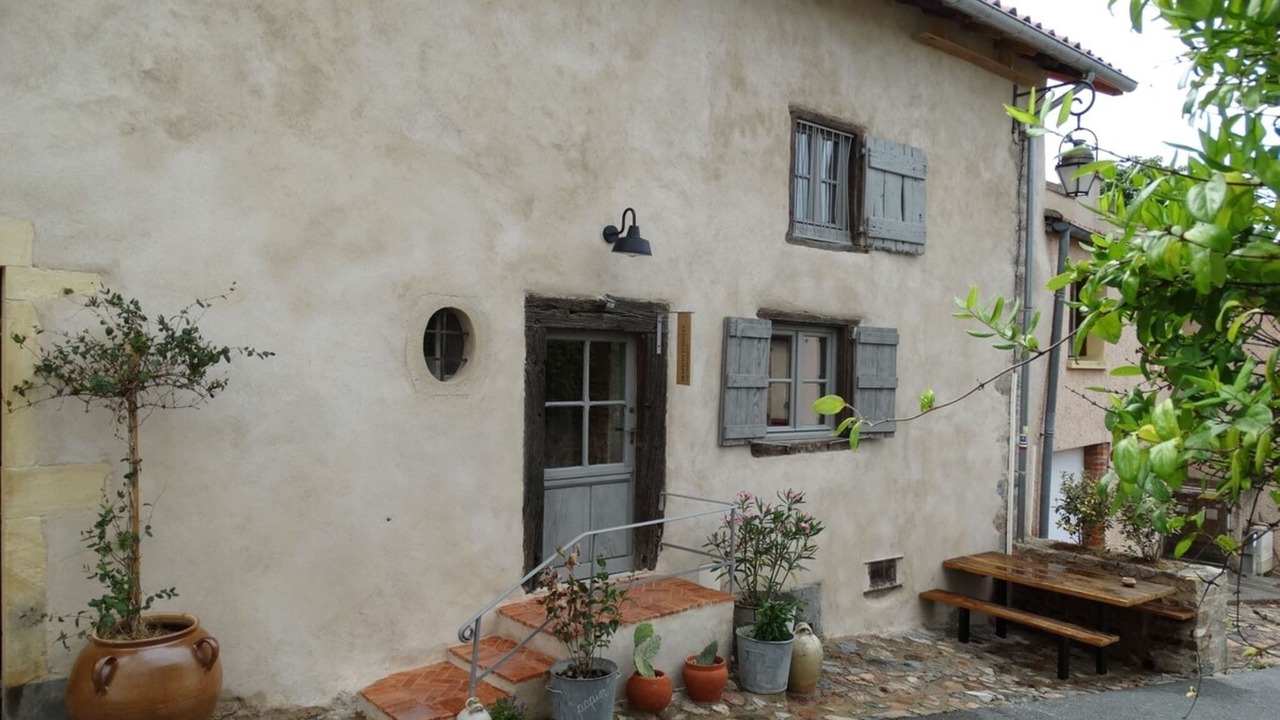 Photo of Outdoor in Saint-Jean-Saint-Maurice-sur-Loire