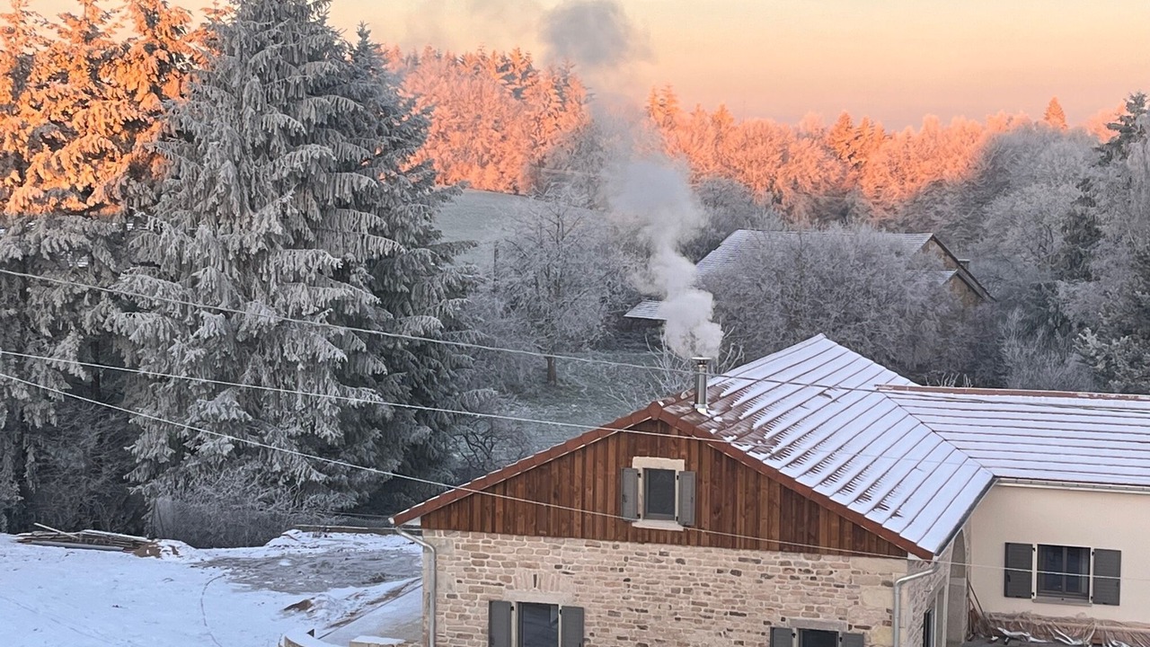 Photo of Outdoor in Hadol