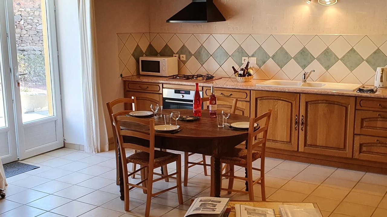 Photo of Kitchen in Saint-Paul-de-Vezelin