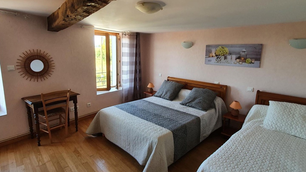 Photo of Bedroom in Saint-Paul-de-Vezelin