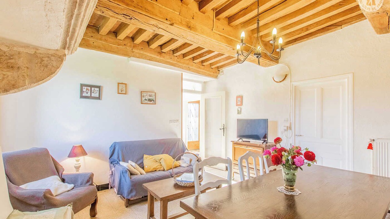 Photo of Livingroom in Saint-Andre-le-Desert