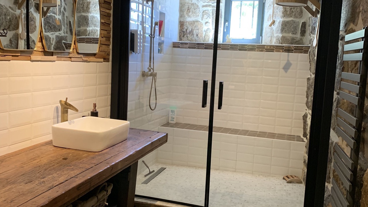 Photo of Bathroom in Saint-Jean-Roure