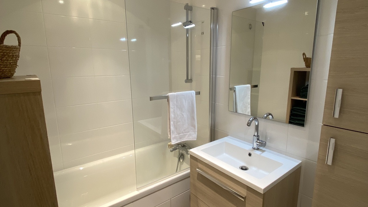 Photo of Bathroom in Laveissiere