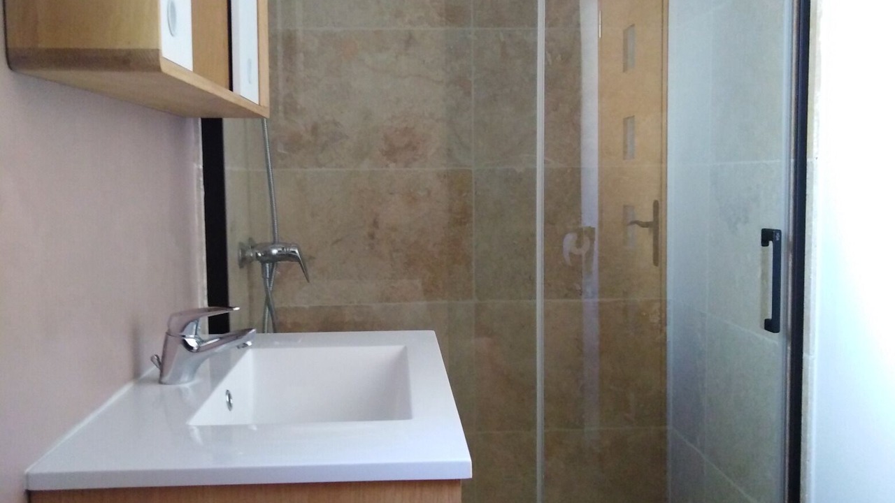 Photo of Bathroom in Methamis