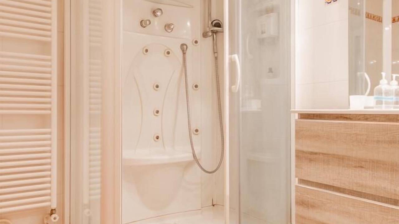 Photo of Bathroom in Autun