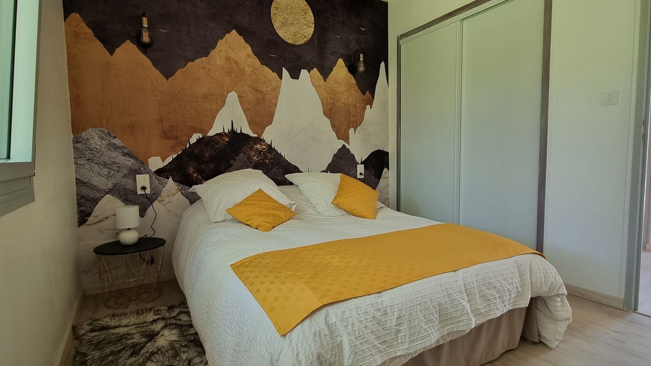 Photo of Bedroom in Larcat