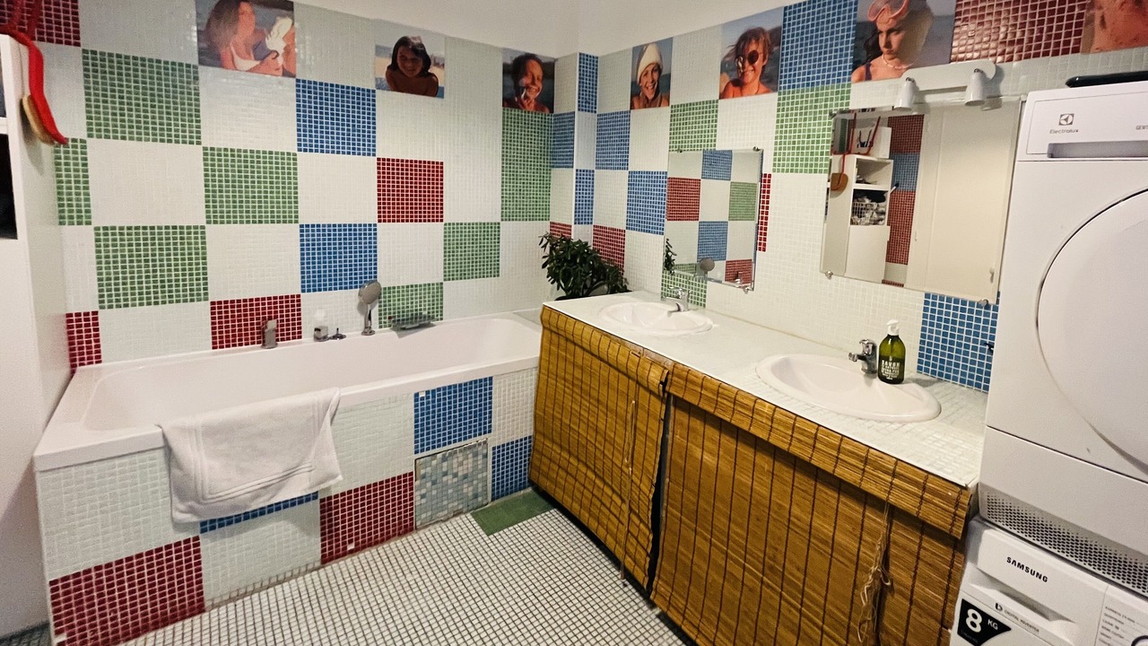 Photo of Bathroom in Bagnolet