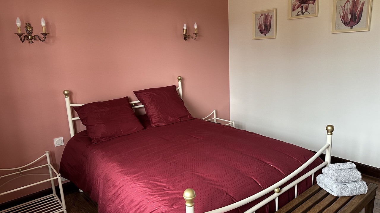 Photo of Bedroom in Sassenay