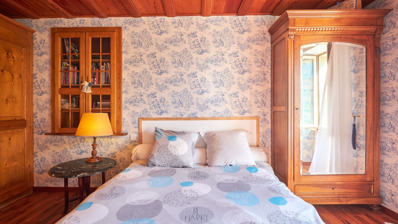Photo of Bedroom in Izeron