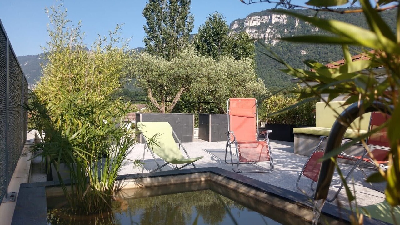 Photo of Outdoor in Izeron