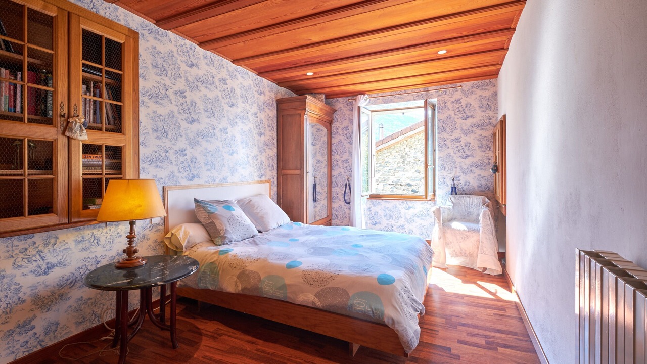 Photo of Bedroom in Izeron