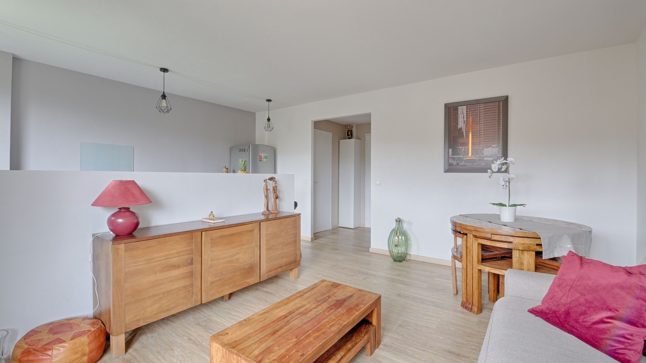 Photo of Livingroom in Mons - Plaine basse