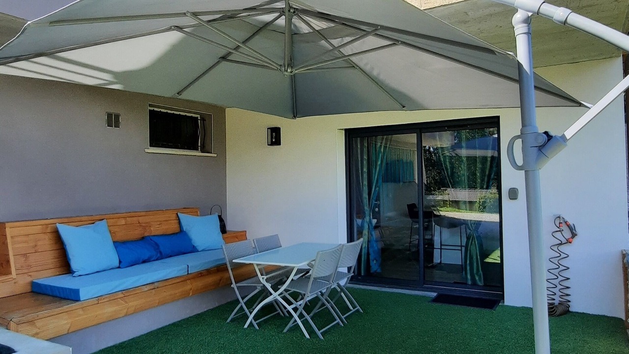 Photo of Patio Balcony in Evires